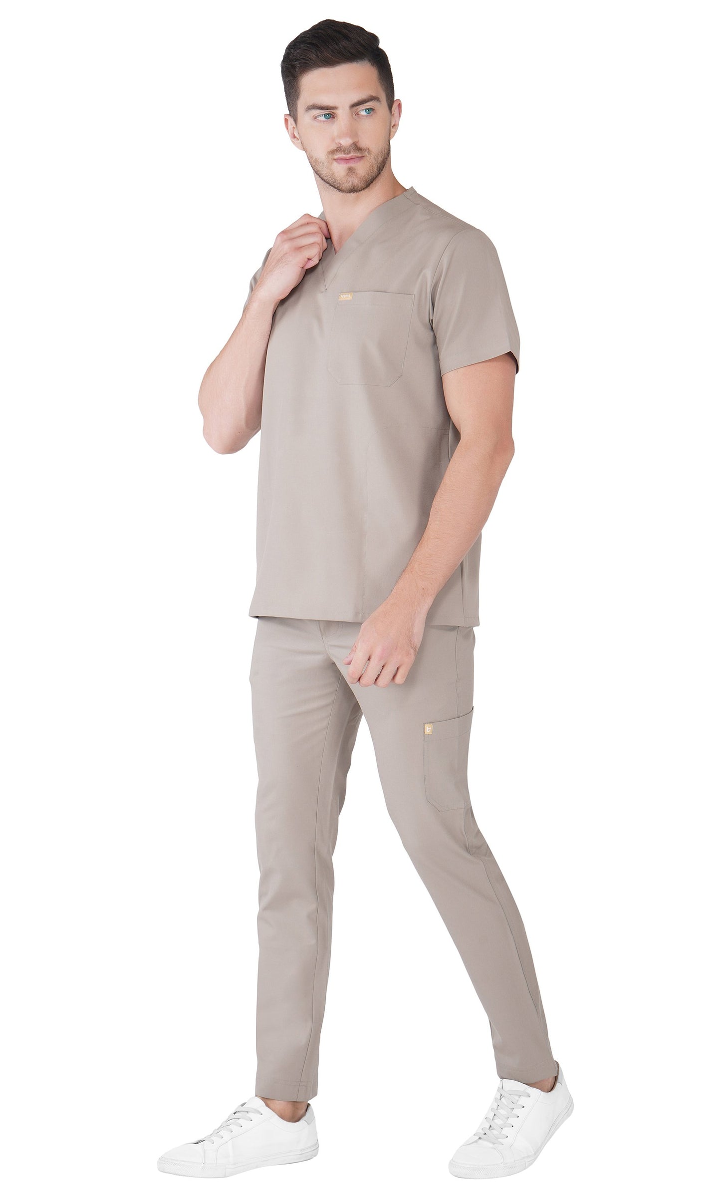 Hafnar Three-Pocket Scrub Top